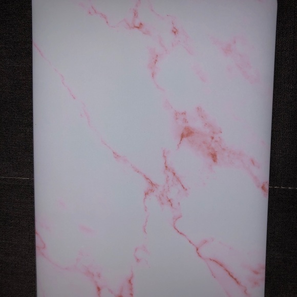 NEW! MacBook Air 13 inch case! - Picture 3 of 3